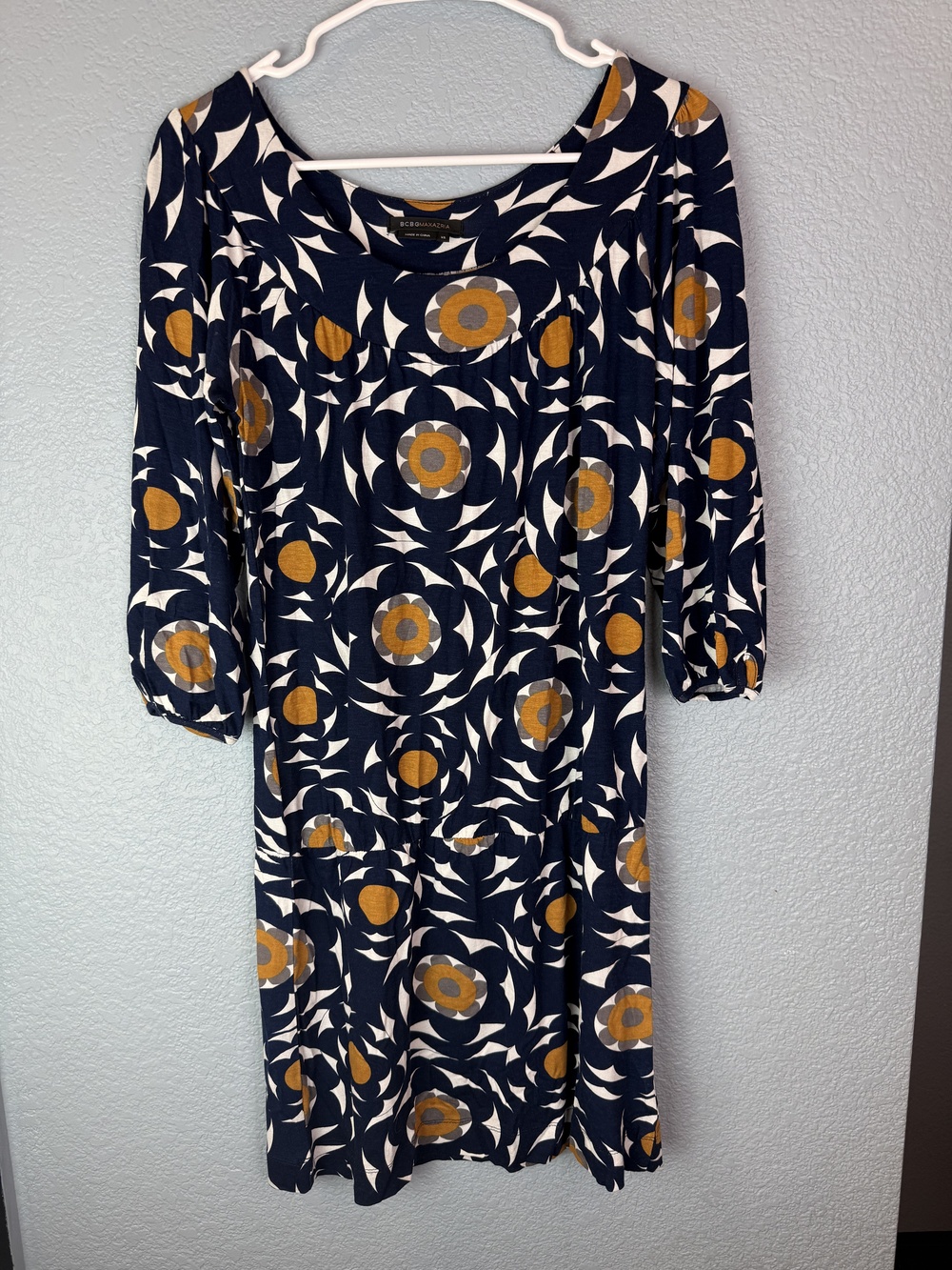 BCBGMAXAZRIA Dress Womens XS Navy Blue Yellow Geometric Print 3/4 Sleeve Boho